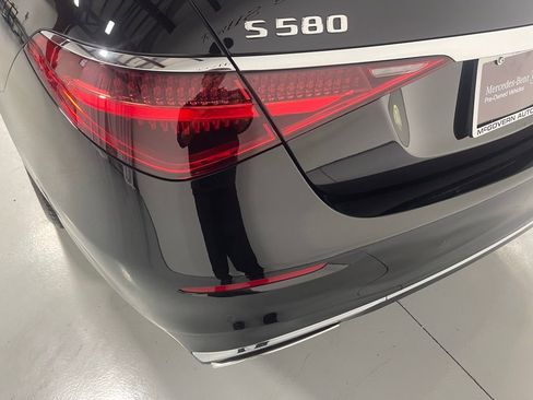 Used 2026 Mercedes-Benz S 580 4MATIC Sedan image 13