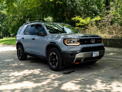 Used 2026 Honda Passport TrailSport Elite image 2