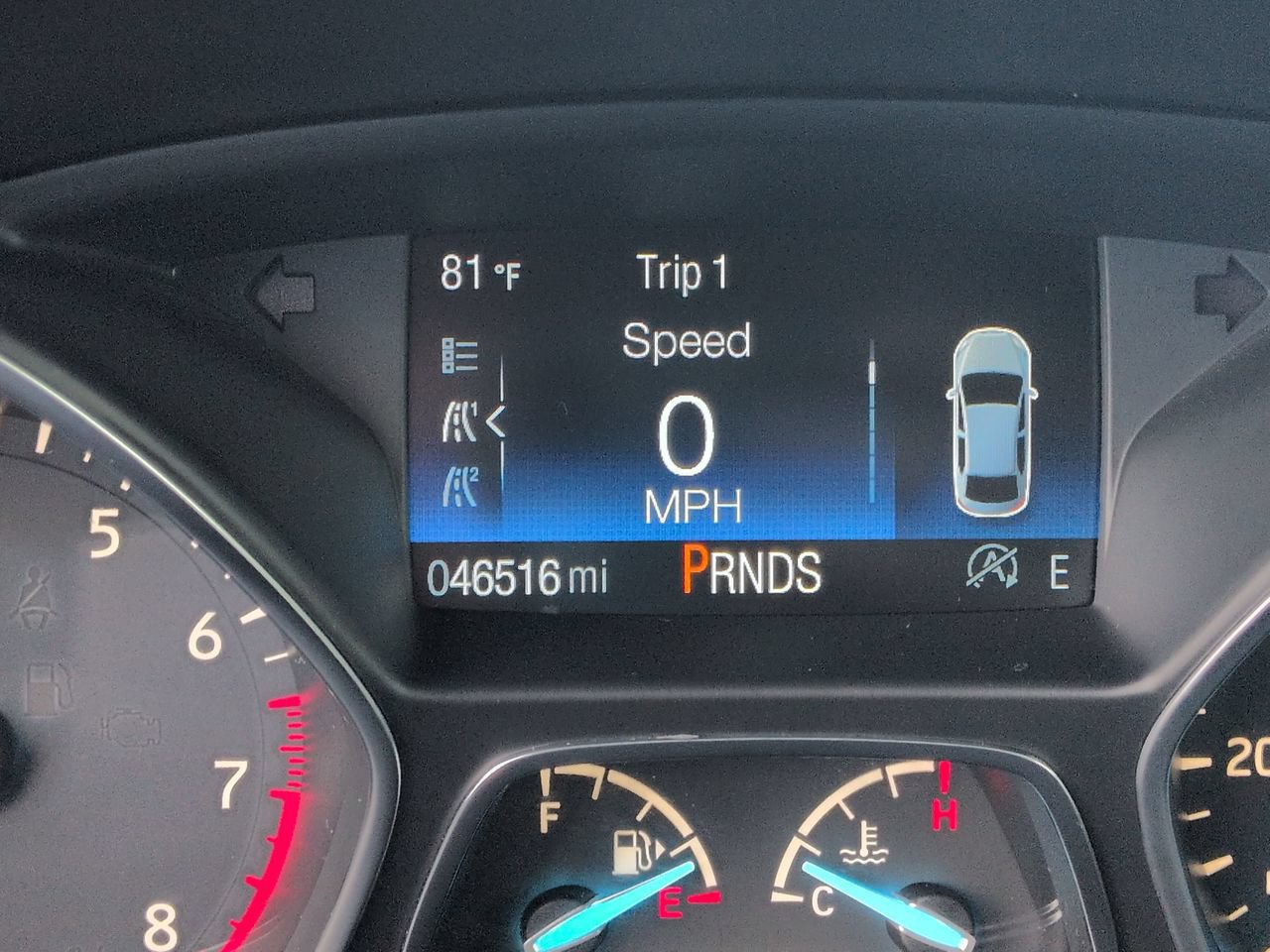 Used 2018 Ford Escape Titanium w/ Ford Safe & Smart Package FWD image 27