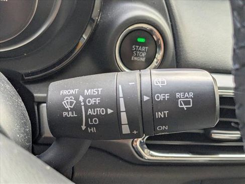 Used 2022 MAZDA CX-9 Touring image 6