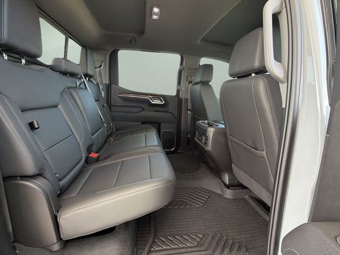 Used 2025 Chevrolet Silverado 1500 RST AWD/4WD image 14