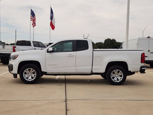 Used 2022 Chevrolet Colorado LT w/ Fleet Safety Package RWD image 4