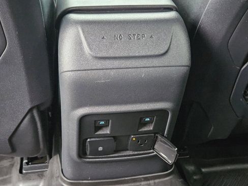 Used 2024 Ford Bronco Big Bend image 18