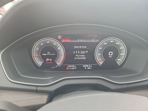 Used 2024 Audi Q5 2.0T Prestige w/ Prestige Package image 21