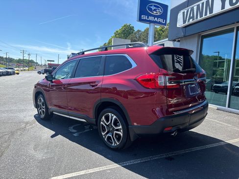 New 2026 Subaru Ascent Limited AWD/4WD image 2