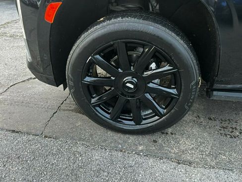 Used 2021 Cadillac Escalade Premium Luxury Platinum image 33