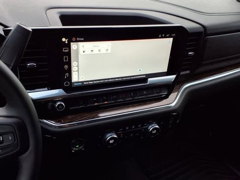 Used 2024 GMC Sierra 1500 Elevation image 22