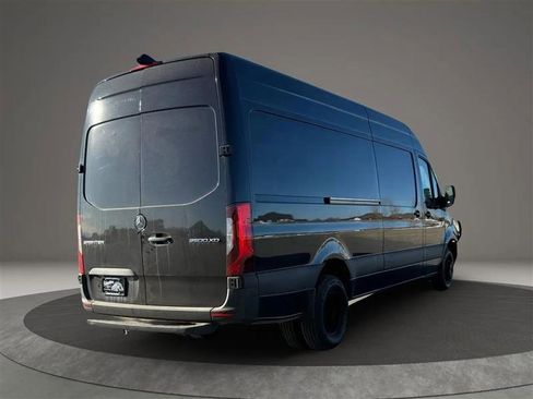 Used 2019 Mercedes-Benz Sprinter 170 Cargo w/ Exterior Lighting Package image 5