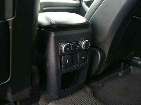 Used 2020 Ford Explorer XLT w/ Equipment Group 202A image 25