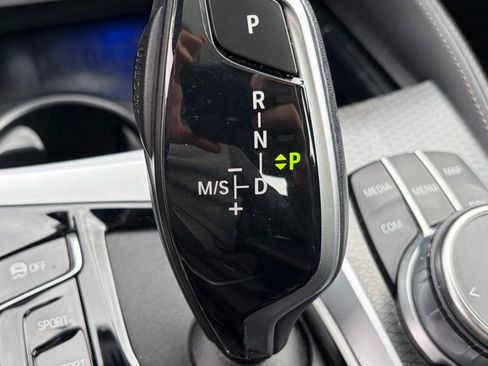 Used 2023 BMW 540i xDrive w/ M Sport Package AWD/4WD image 14