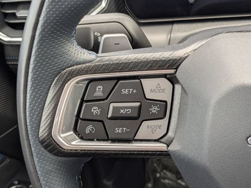 Used 2025 Ford Mustang GT Premium RWD image 32