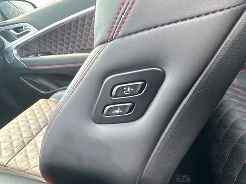 Used 2023 Genesis G70 3.3T w/ Sport Prestige Package AWD/4WD image 15