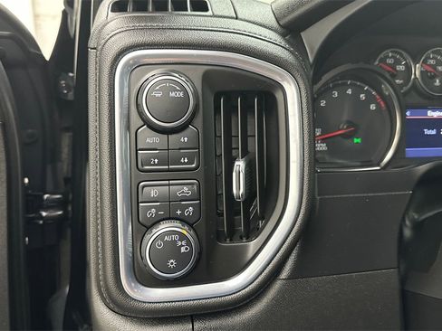 Used 2021 Chevrolet Silverado 1500 RST w/ Z71 Off-Road Package image 20