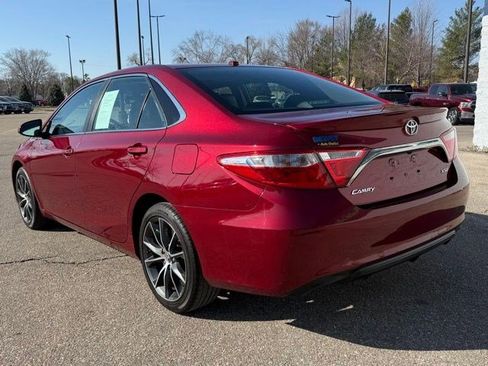 Used 2015 Toyota Camry XSE w/ Moonroof Package image 3