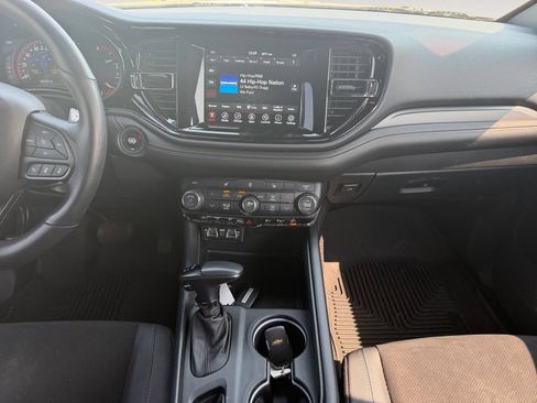 Used 2022 Dodge Durango GT AWD/4WD image 11