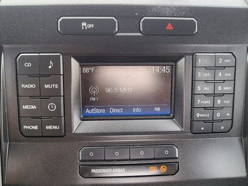 Used 2018 Ford F250 XL w/ Power Equipment Group AWD/4WD image 27