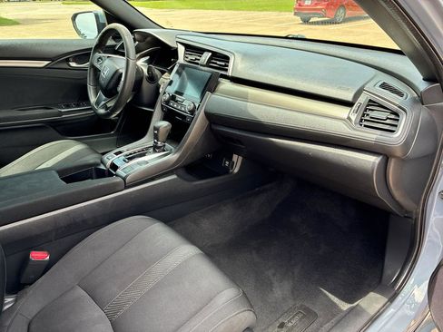Used 2018 Honda Civic EX image 31