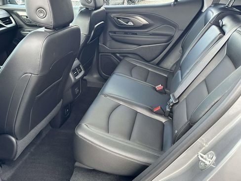Certified 2023 GMC Terrain SLT image 14