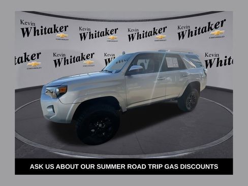Used 2018 Toyota 4Runner SR5 RWD image 1