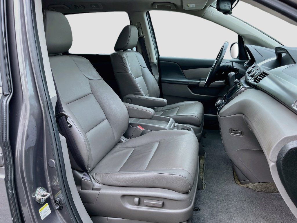 Used 2016 Honda Odyssey Touring image 35