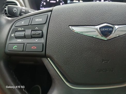 Used 2018 Genesis G80 3.8 RWD image 28