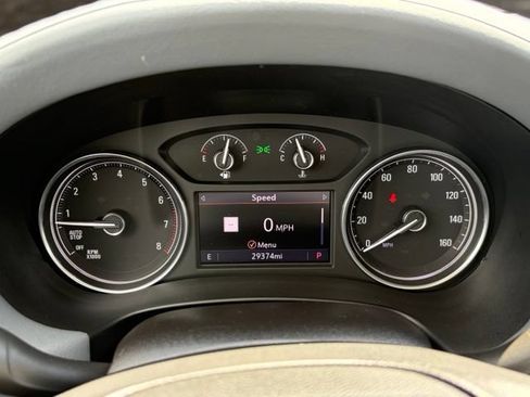 Used 2021 Buick Enclave Essence w/ LPO, Touring Package FWD image 19