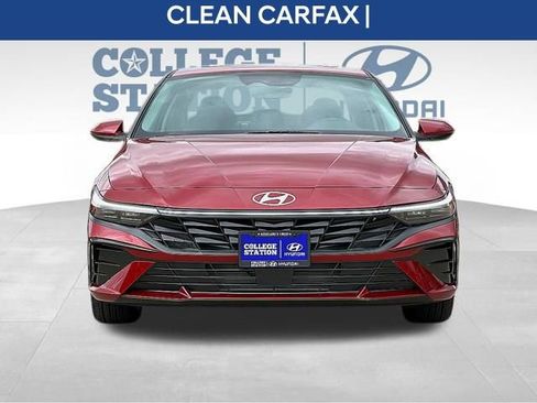 Used 2024 Hyundai Elantra SEL w/ Convenience Package FWD image 10