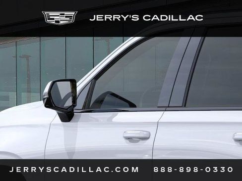 New 2026 Cadillac Escalade V w/ LPO, ONYX Package AWD/4WD image 13