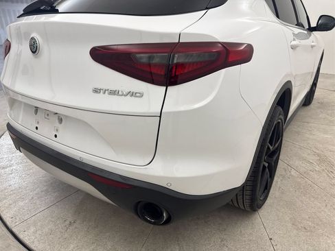 Used 2019 Alfa Romeo Stelvio RWD image 23