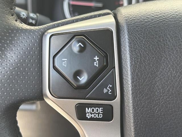Used 2022 Toyota 4Runner Limited AWD/4WD image 24