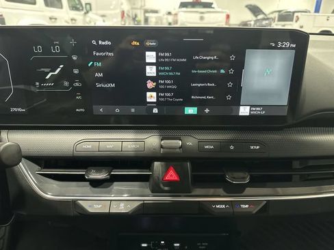 Used 2025 Kia K4 GT-Line w/ GT-Line Premium Package FWD image 16