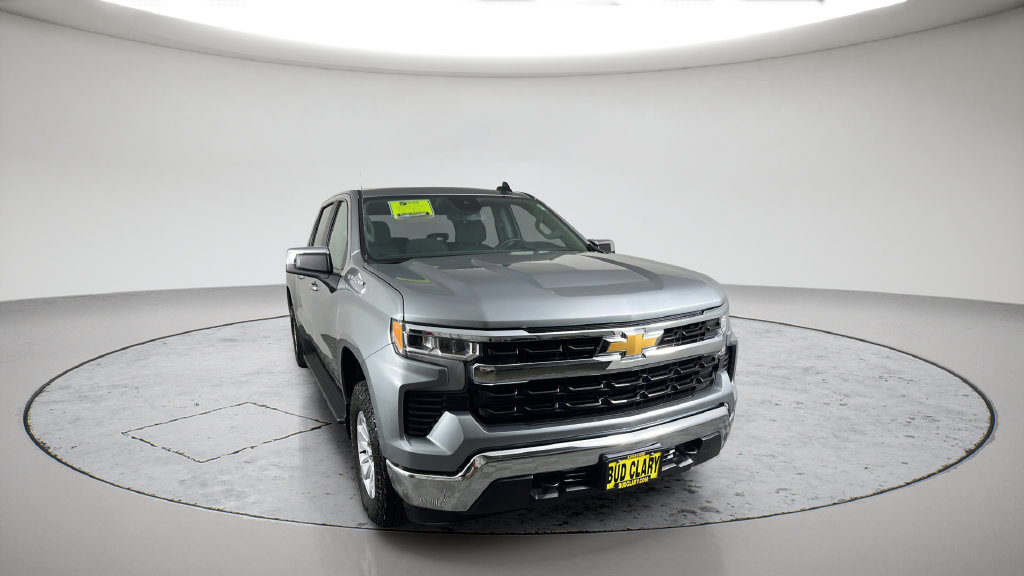 Used 2024 Chevrolet Silverado 1500 LT AWD/4WD image 4