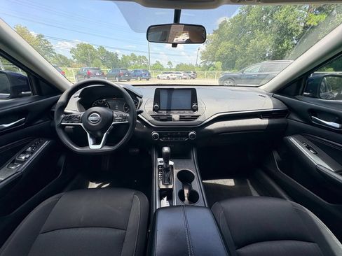 Used 2020 Nissan Altima 2.5 S FWD image 9