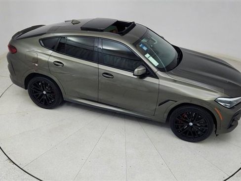 Used 2022 BMW X6 M50i w/ Premium Package image 79