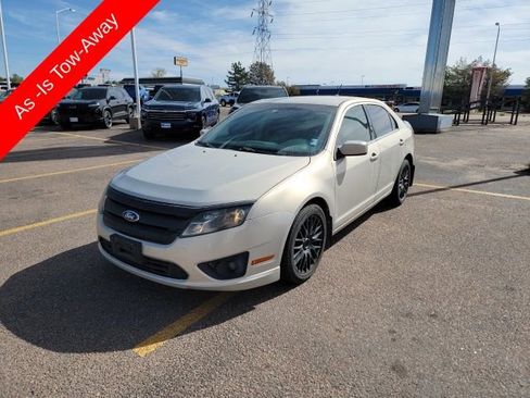 Used 2010 Ford Fusion SE image 1