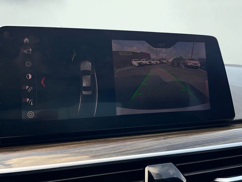 Used 2019 BMW 530i RWD image 53