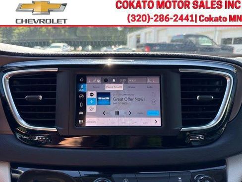 Used 2024 Chrysler Voyager LX FWD image 21