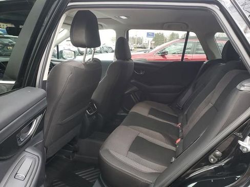 Used 2023 Subaru Outback Premium image 12
