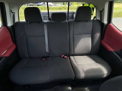 Certified 2023 Toyota Tacoma SR5 AWD/4WD image 23
