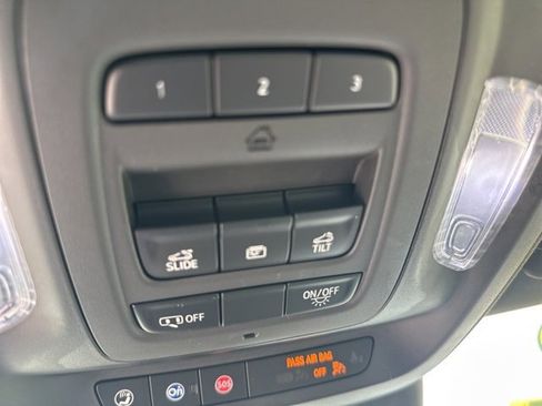 Used 2025 Cadillac CT5 Sport image 27