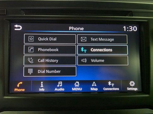 Used 2019 Nissan Titan S image 12