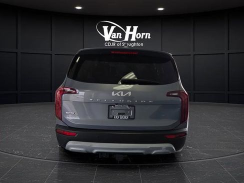 Used 2022 Kia Telluride LX AWD/4WD image 4
