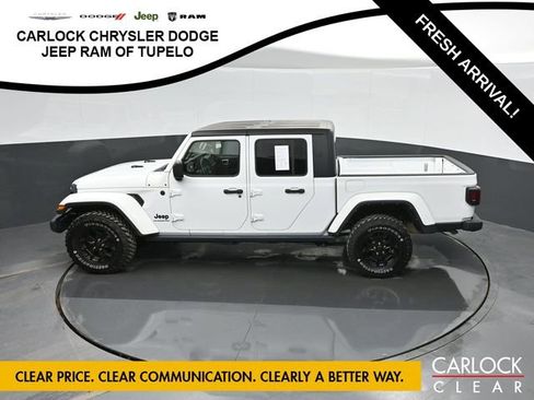Used 2022 Jeep Gladiator Sport image 52