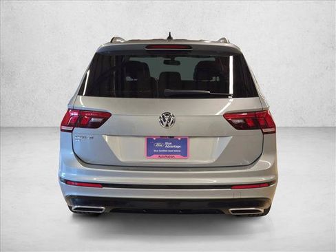 Used 2021 Volkswagen Tiguan SE R-Line FWD image 6
