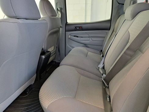 Used 2012 Toyota Tacoma PreRunner w/ SR5 Pkg image 25