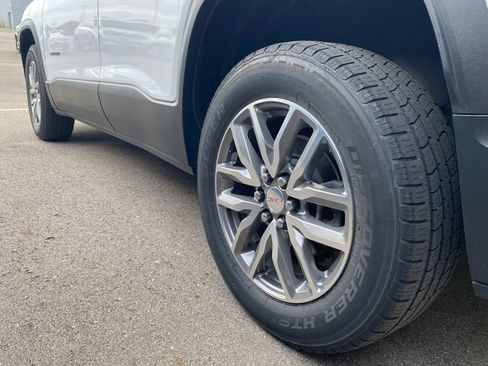Used 2019 GMC Acadia SLE FWD image 6