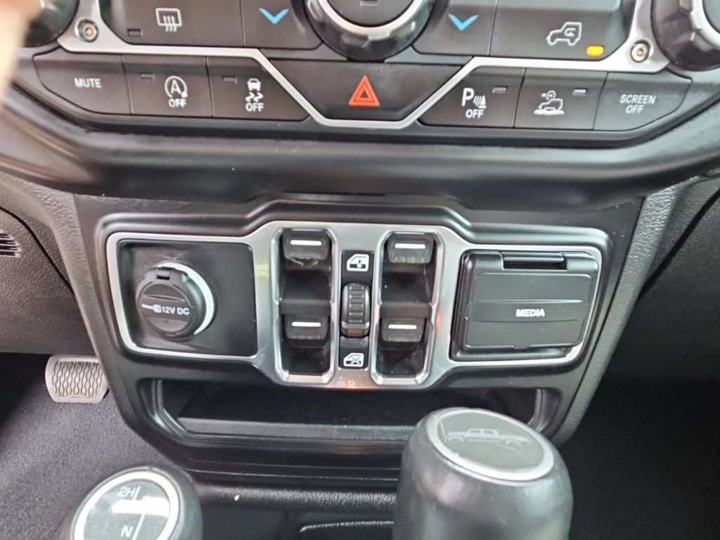 Used 2021 Jeep Gladiator Overland AWD/4WD image 20