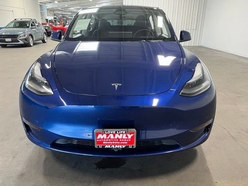 Used 2024 Tesla Model Y Long Range AWD/4WD image 8