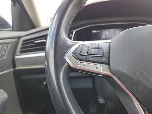 Used 2022 Volkswagen Jetta S image 21