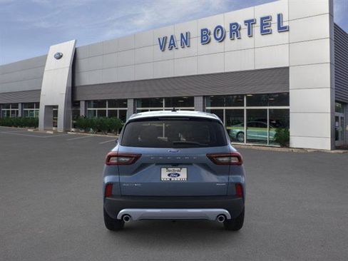 Used 2025 Ford Escape Active w/ Cold Weather Package image 28